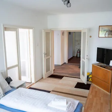 公寓 Balatonn Apartmanizeg Closes *